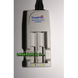 01 Cargador rápido de baterías de litio 3,6 y 3,7V: 18650, CR123