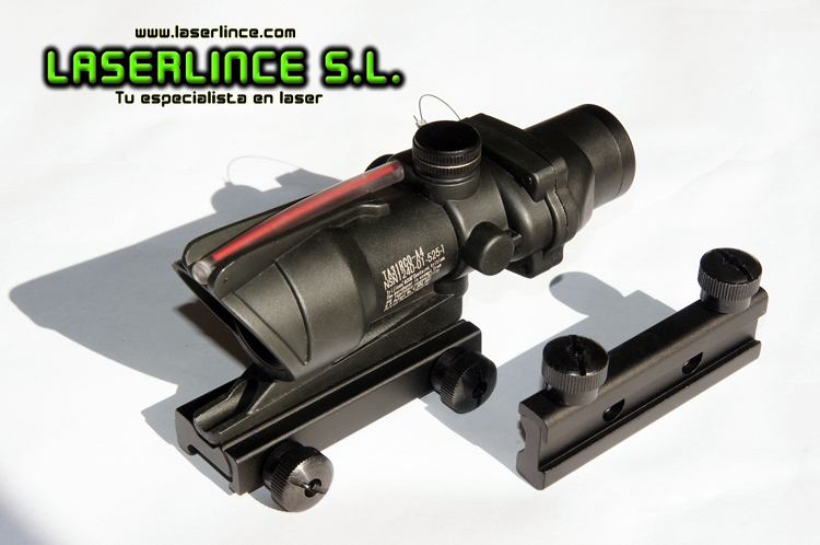 ACOG 4x32 optical viewfinder with crosshairs made